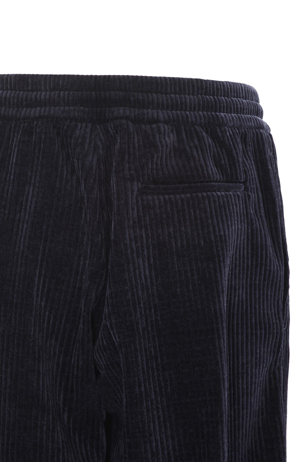 shop EMPORIO ARMANI  Pantalone: Emporio Armani pantaloni jogger in velour a coste.
Vita elastica.
Zip frontale nascosta.
Tasche laterali.
Fondo elasticizzato.
Tasca a filetto posteriore.
Composizione: 98% poliestere, 2% elastan.
Made in Romania.. 6D1P6V 1JHNZ-0922 number 9424938